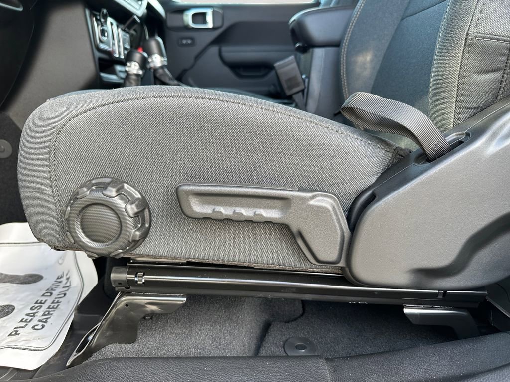 New 2026 Jeep Wrangler Sport AWD/4WD image 25