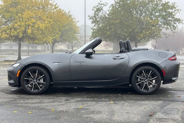 New 2025 MAZDA MX-5 Miata Grand Touring w/ Appearance Package image 10
