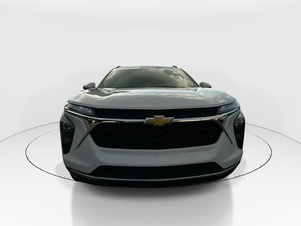 New 2026 Chevrolet Trax LT w/ LT Convenience Package FWD image 3
