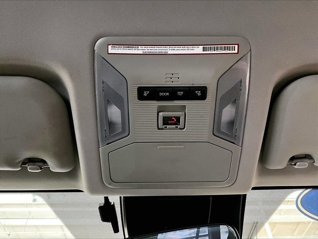 Used 2020 Toyota RAV4 LE w/ Carpet Mat Package AWD/4WD image 22