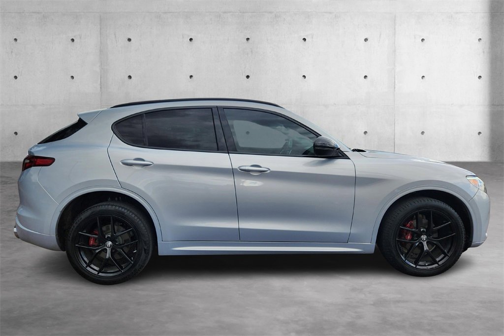 Used 2021 Alfa Romeo Stelvio Ti w/ Nero Edizione image 2