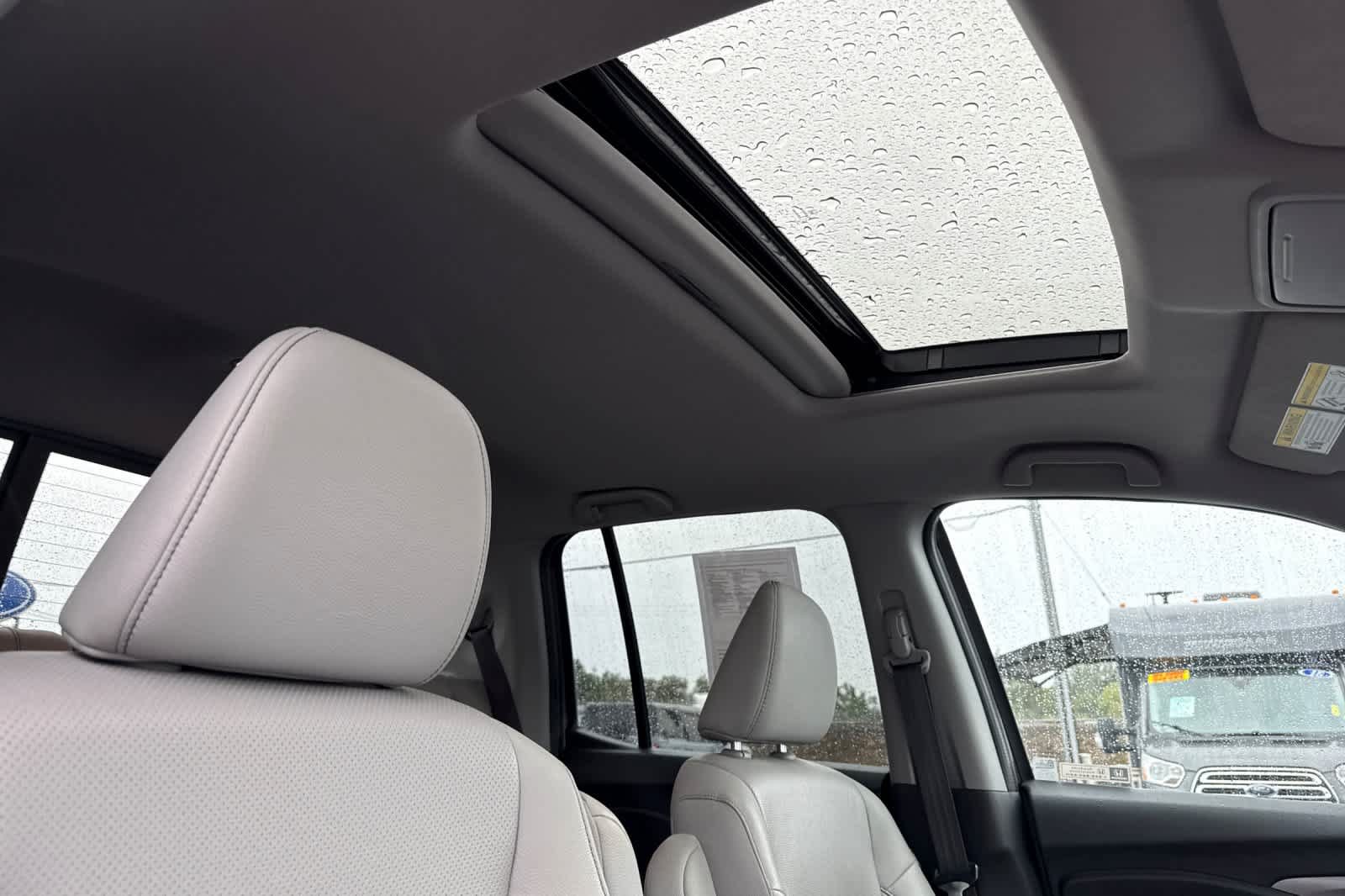 Used 2023 Honda Ridgeline RTL-E image 16