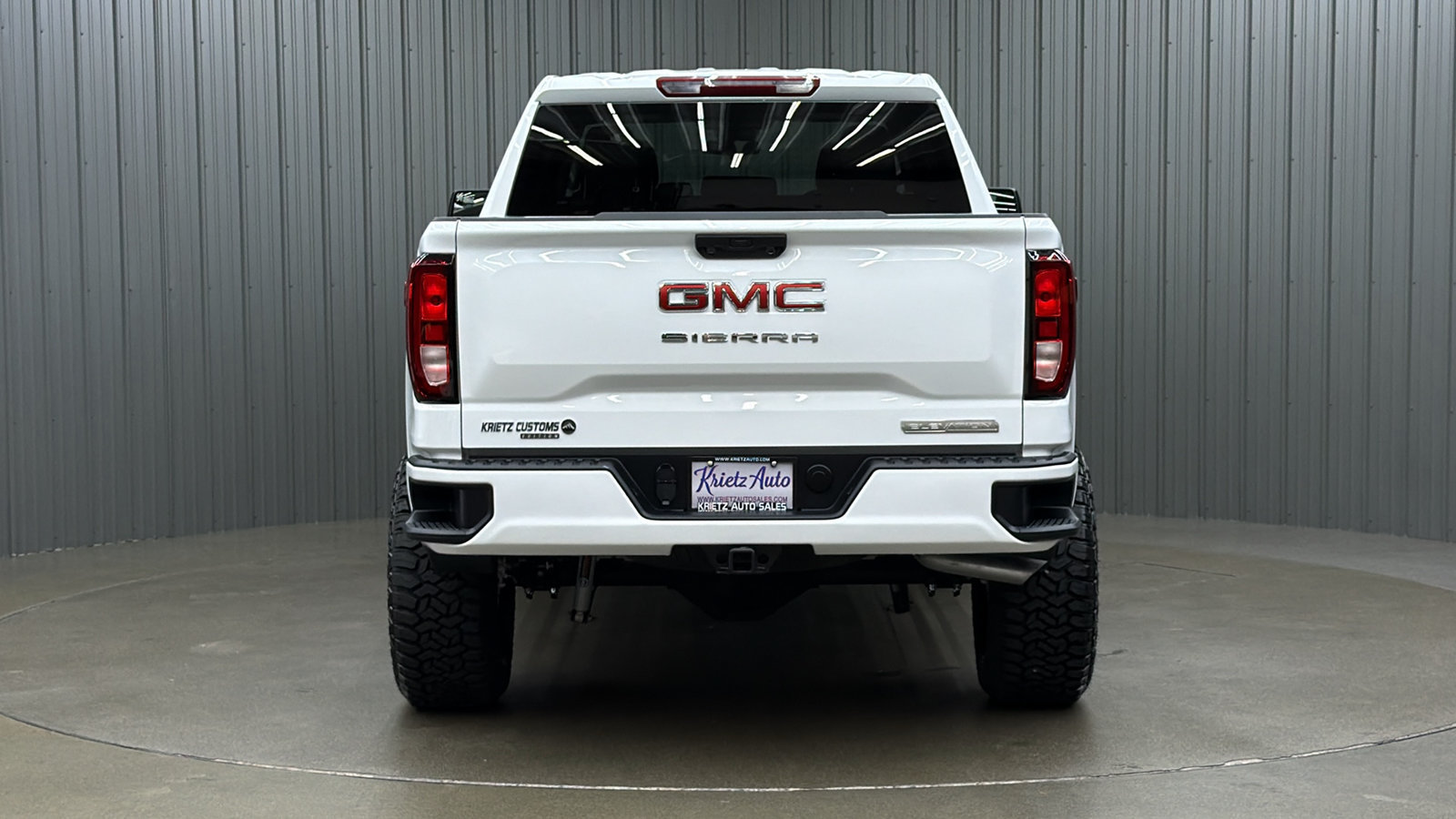 Used 2026 GMC Sierra 1500 Elevation w/ Elevation Select Package AWD/4WD image 4