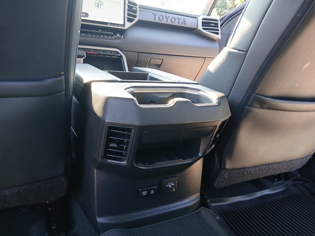 Used 2023 Toyota Tundra Limited AWD/4WD image 21