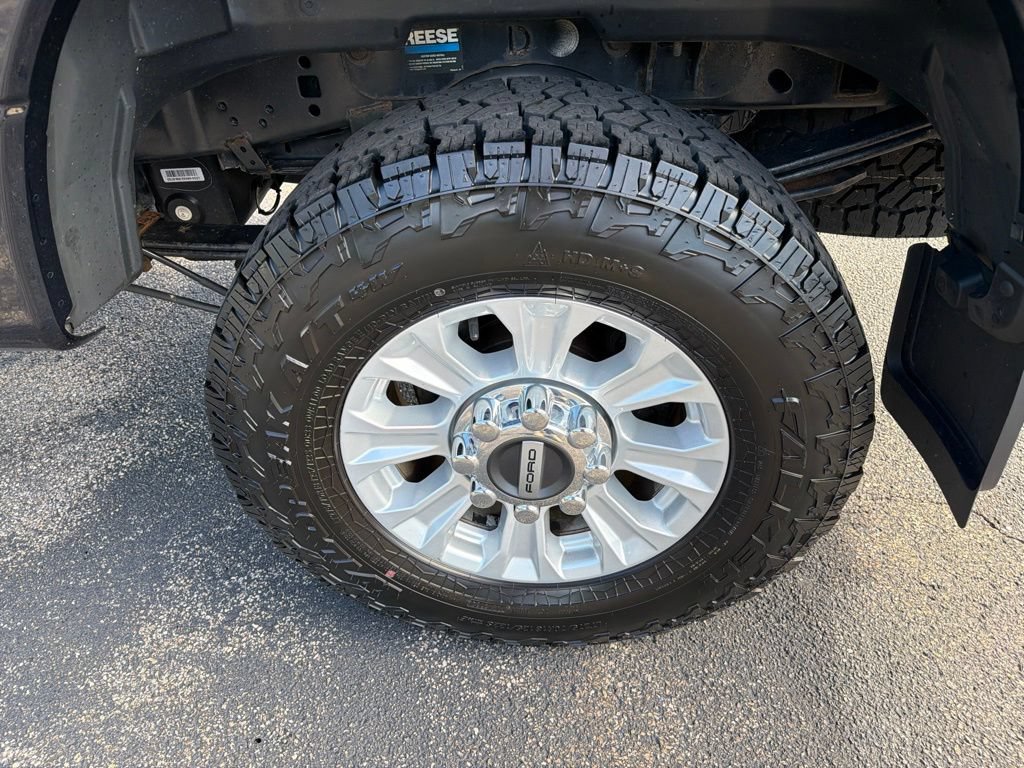 Used 2021 Ford F250 XL w/ STX Appearance Package AWD/4WD image 4