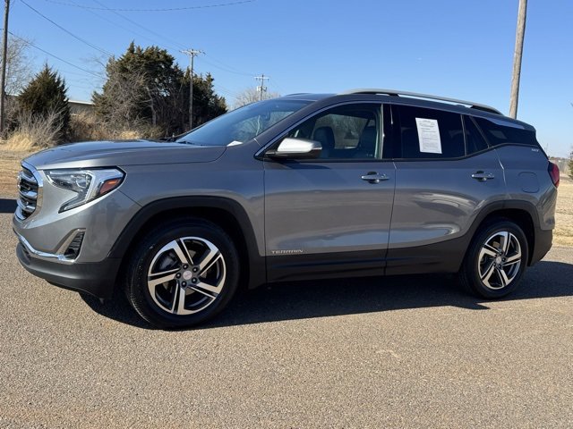 Used 2021 GMC Terrain SLT w/ Infotainment Package II image 3