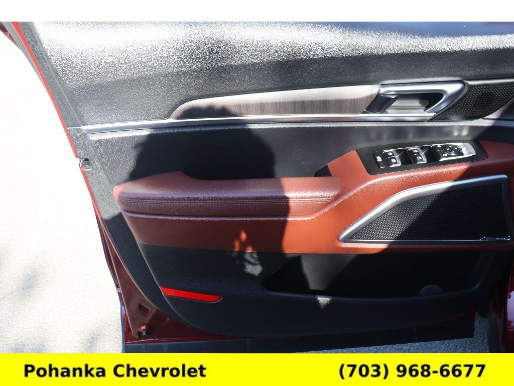 Used 2024 Kia Telluride EX w/ EX Captain's Chair Package image 26