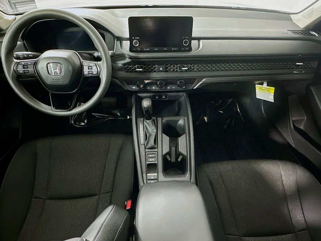 Used 2025 Honda Accord SE image 16