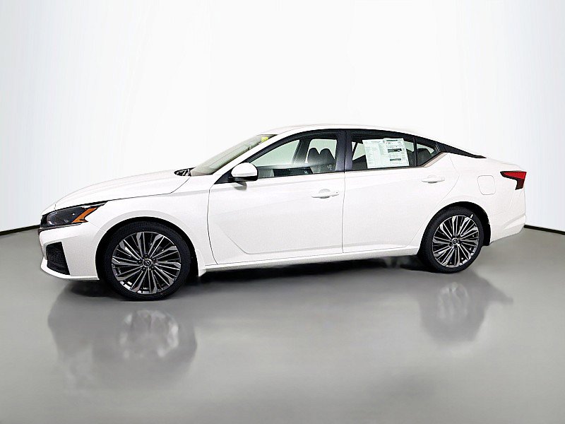 New 2026 Nissan Altima 2.5 SV w/ SV Premium Package image 4