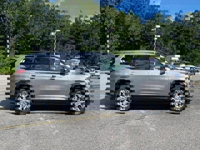 New 2026 GMC Acadia Elevation w/ Elevation Premium Package image 2