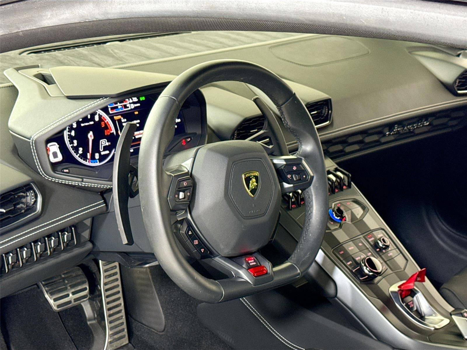 Used 2018 Lamborghini Huracan LP 580-2 image 16