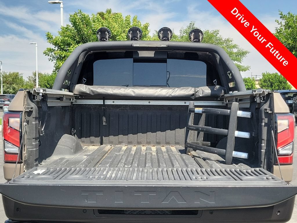 Used 2021 Nissan Titan PRO-4X w/ Pro-4x Convenience Package AWD/4WD image 26