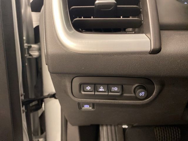 Used 2022 GMC Terrain SLT w/ Infotainment Package II image 19