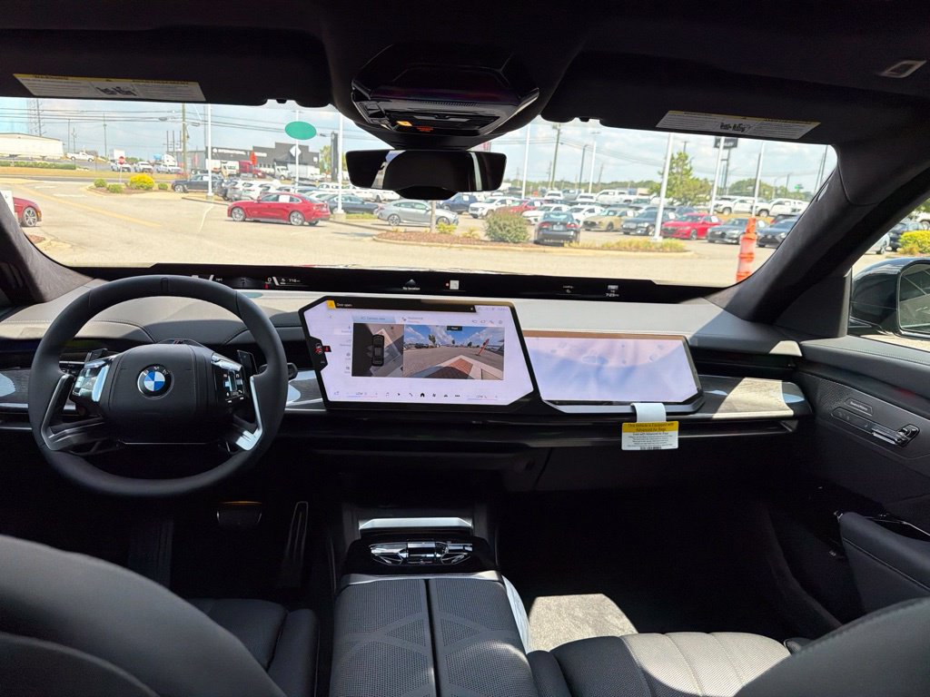 New 2027 BMW 740i xDrive w/ M Sport Professional Package AWD/4WD image 27
