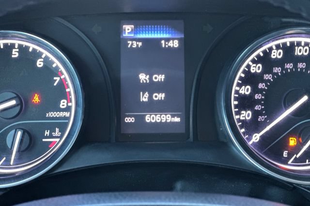 Certified 2020 Toyota Camry SE FWD image 28
