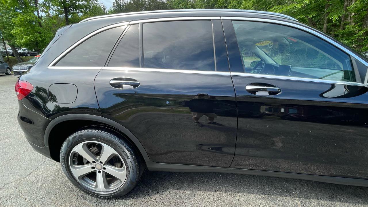 Used 2016 Mercedes-Benz GLC 300 4MATIC w/ Multimedia Package image 10