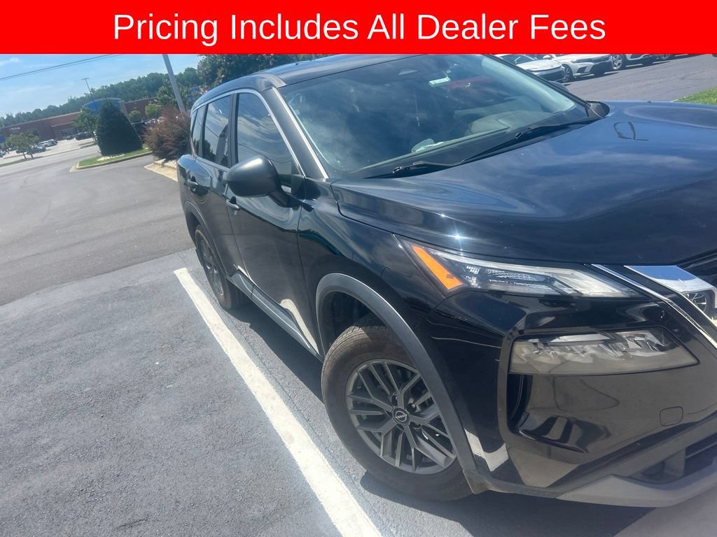 Used 2023 Nissan Rogue S FWD image 3