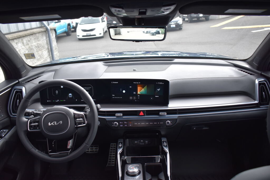 Used 2025 Kia Sorento SX Prestige AWD/4WD image 26