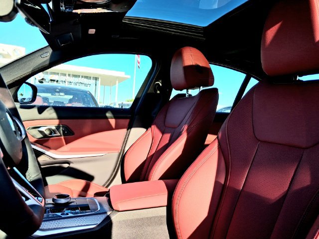 New 2026 BMW 330i Sedan w/ M Sport Package RWD image 10