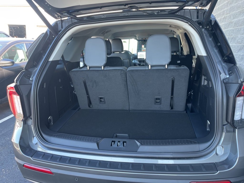 New 2026 Ford Explorer Active image 12