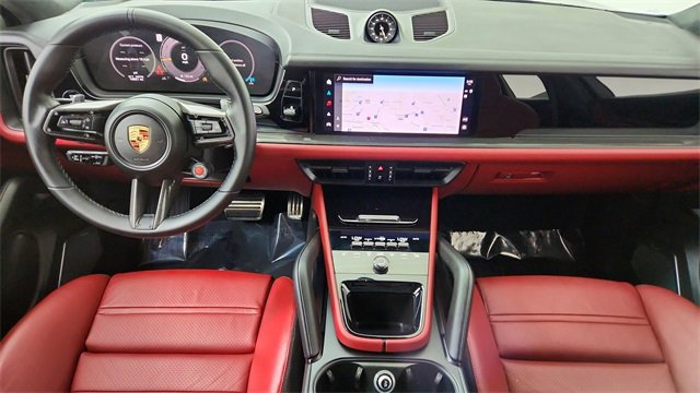 Used 2024 Porsche Cayenne Turbo GT image 39