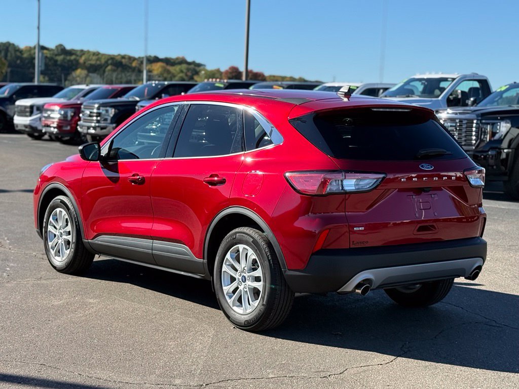 Used 2022 Ford Explorer XLT AWD/4WD image 34