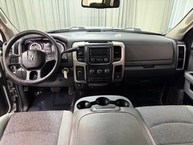 Used 2018 RAM 3500 SLT AWD/4WD image 11
