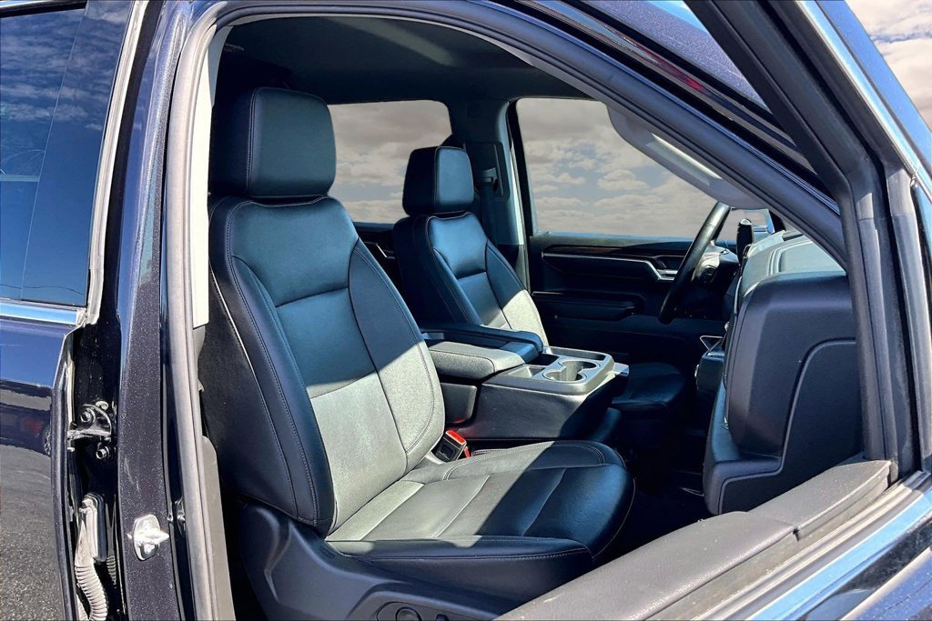 Used 2025 GMC Sierra 1500 SLT RWD image 30