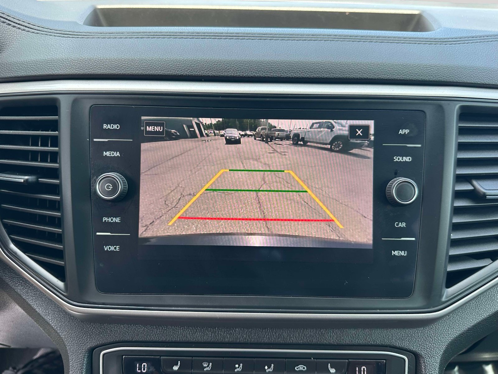 Used 2021 Volkswagen Atlas SE w/ Panoramic Sunroof Package AWD/4WD image 12