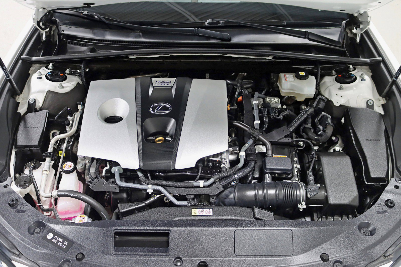 Used 2021 Lexus ES 300h w/ Accessory Package image 35