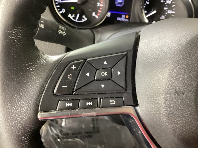 Used 2019 Nissan Rogue SV w/ Sun & Sound Touring Package image 29