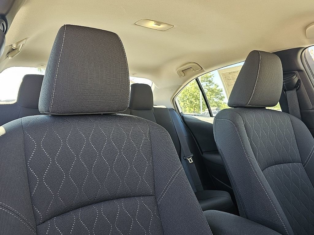 Used 2025 Toyota Corolla LE image 19