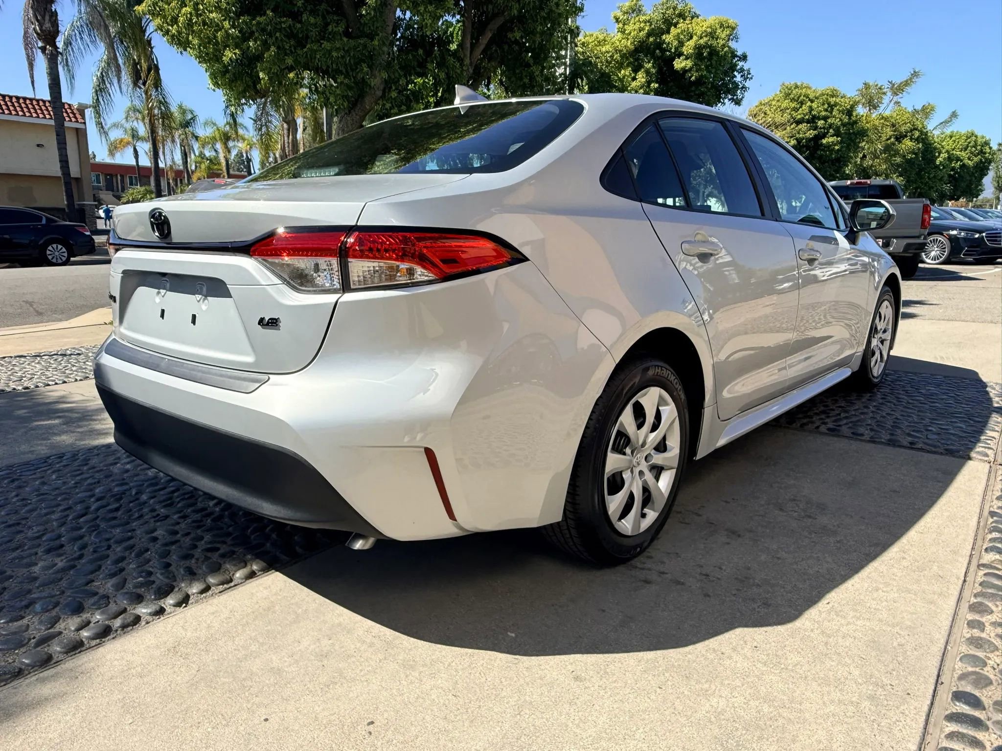 Used 2026 Toyota Corolla LE image 5