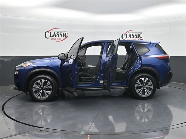 Used 2023 Nissan Rogue SV image 35