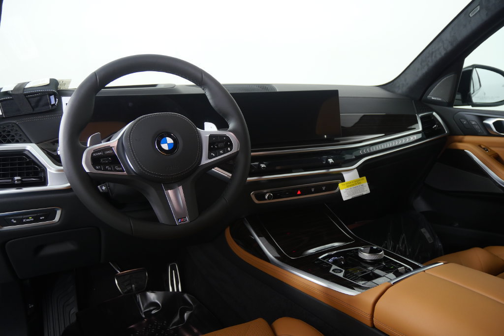 Used 2027 BMW X7 xDrive40i w/ Executive Package AWD/4WD image 18