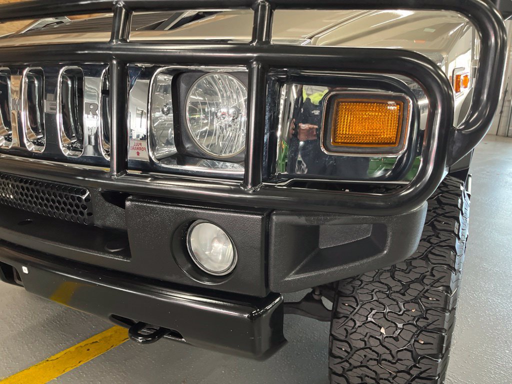 Used 2003 HUMMER H2 w/ Preferred Equipment Group AWD/4WD image 10