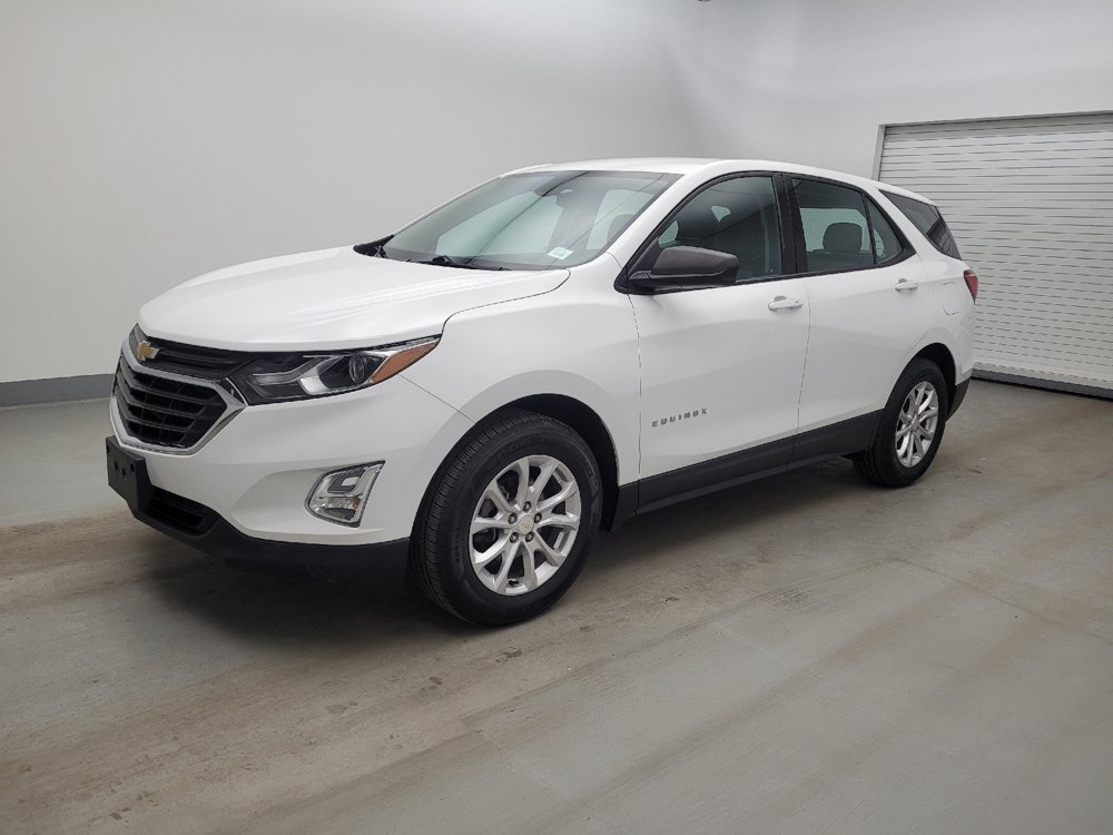 Used 2019 Chevrolet Equinox LS image 2