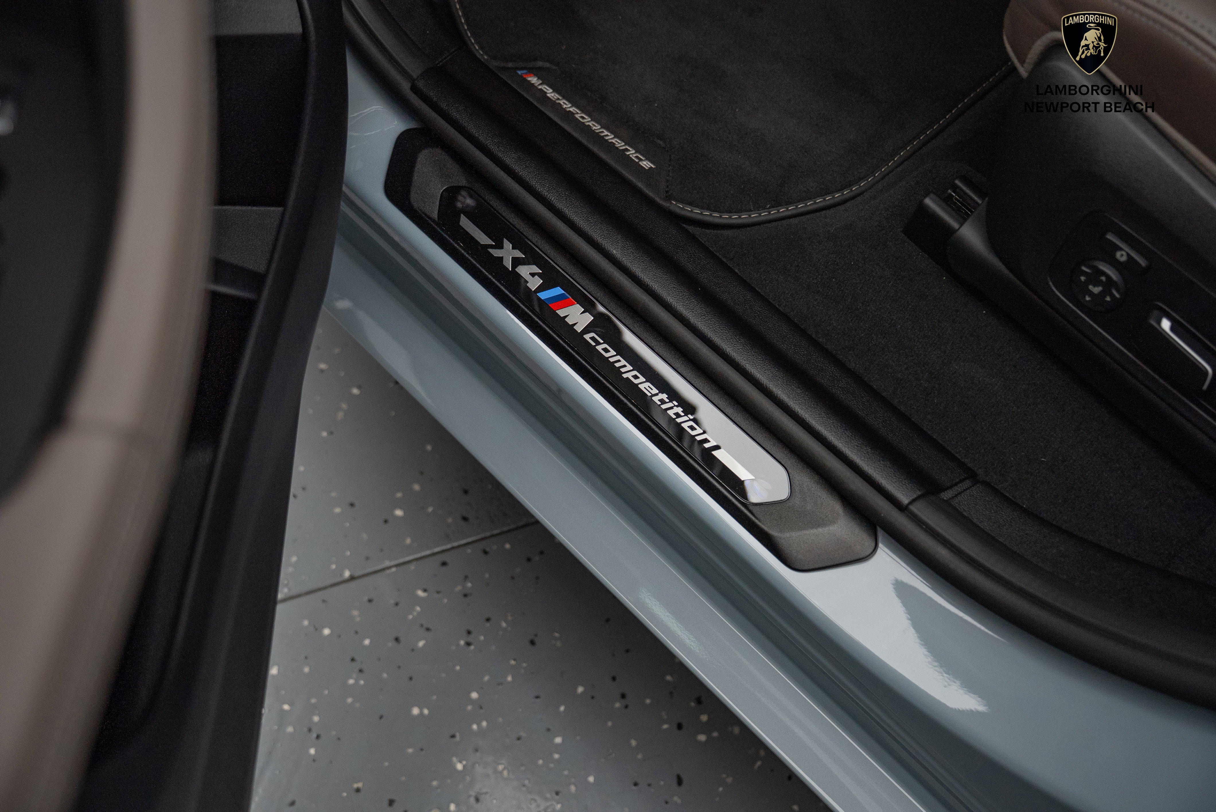Used 2025 BMW X4 M w/ Competition Package image 24
