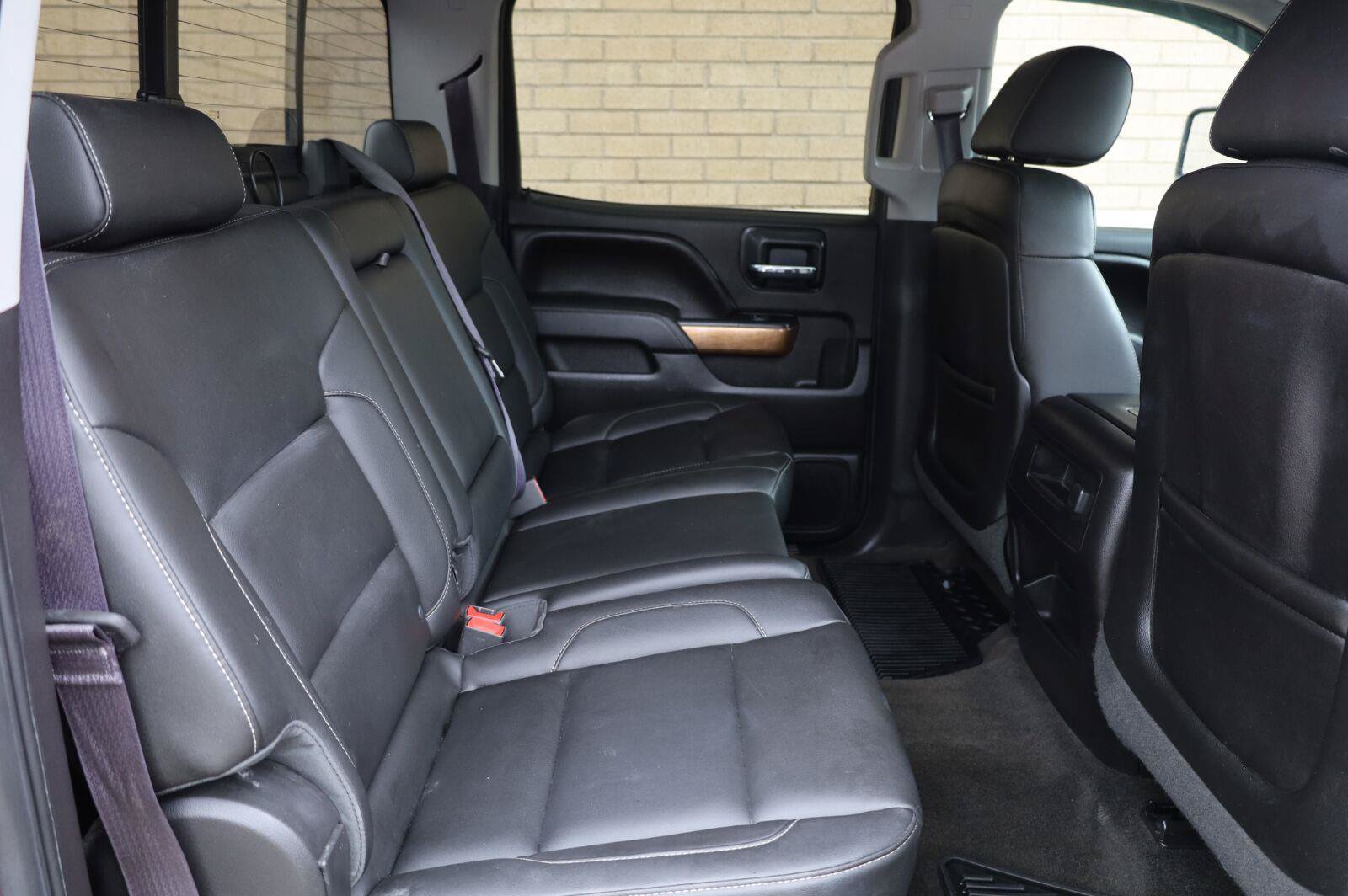 Used 2015 Chevrolet Silverado 1500 LTZ w/ Max Trailering Package AWD/4WD image 23