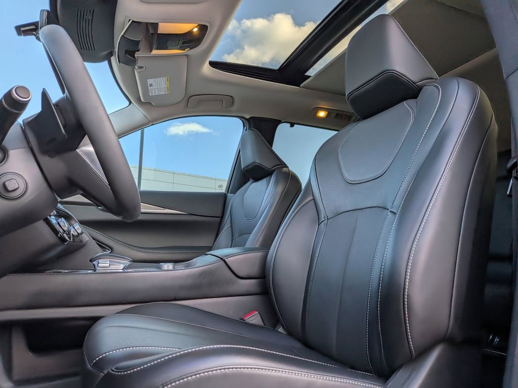 Used 2024 INFINITI QX60 Luxe w/ Performance Audio Package image 13