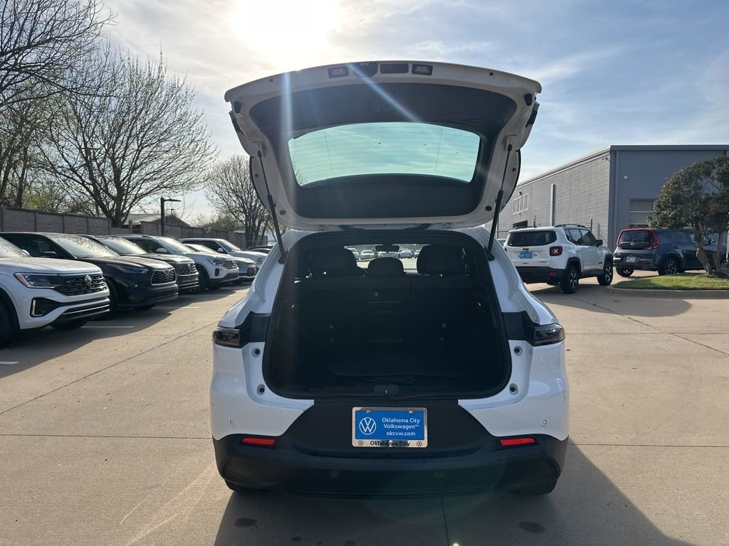 Used 2024 Dodge Hornet GT image 16