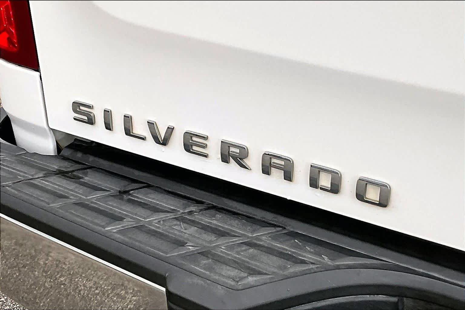 Used 2011 Chevrolet Silverado 1500 W/T w/ LS Package RWD image 8