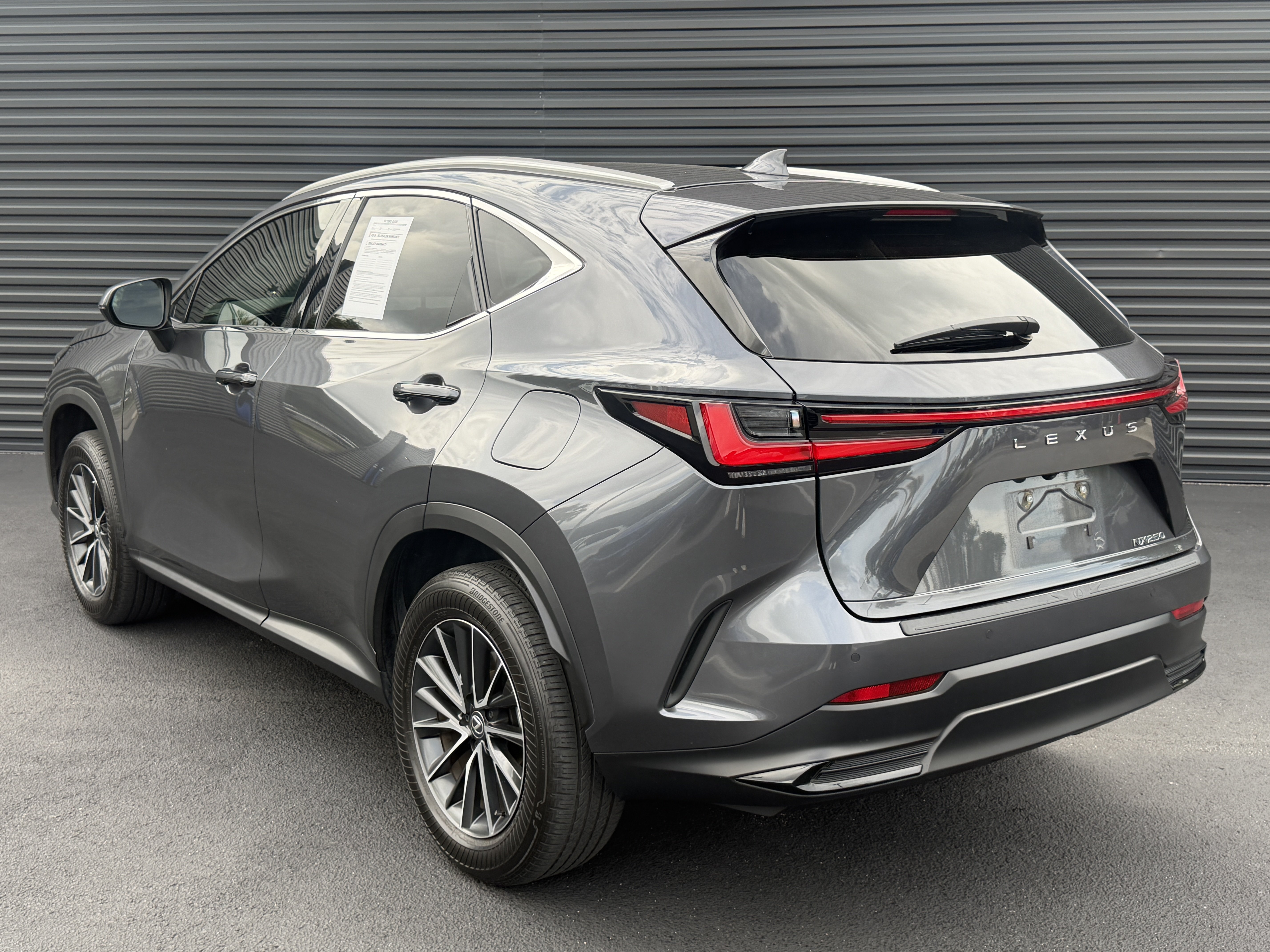 Used 2025 Lexus NX 250 FWD w/ Accessory Package (2T) image 3