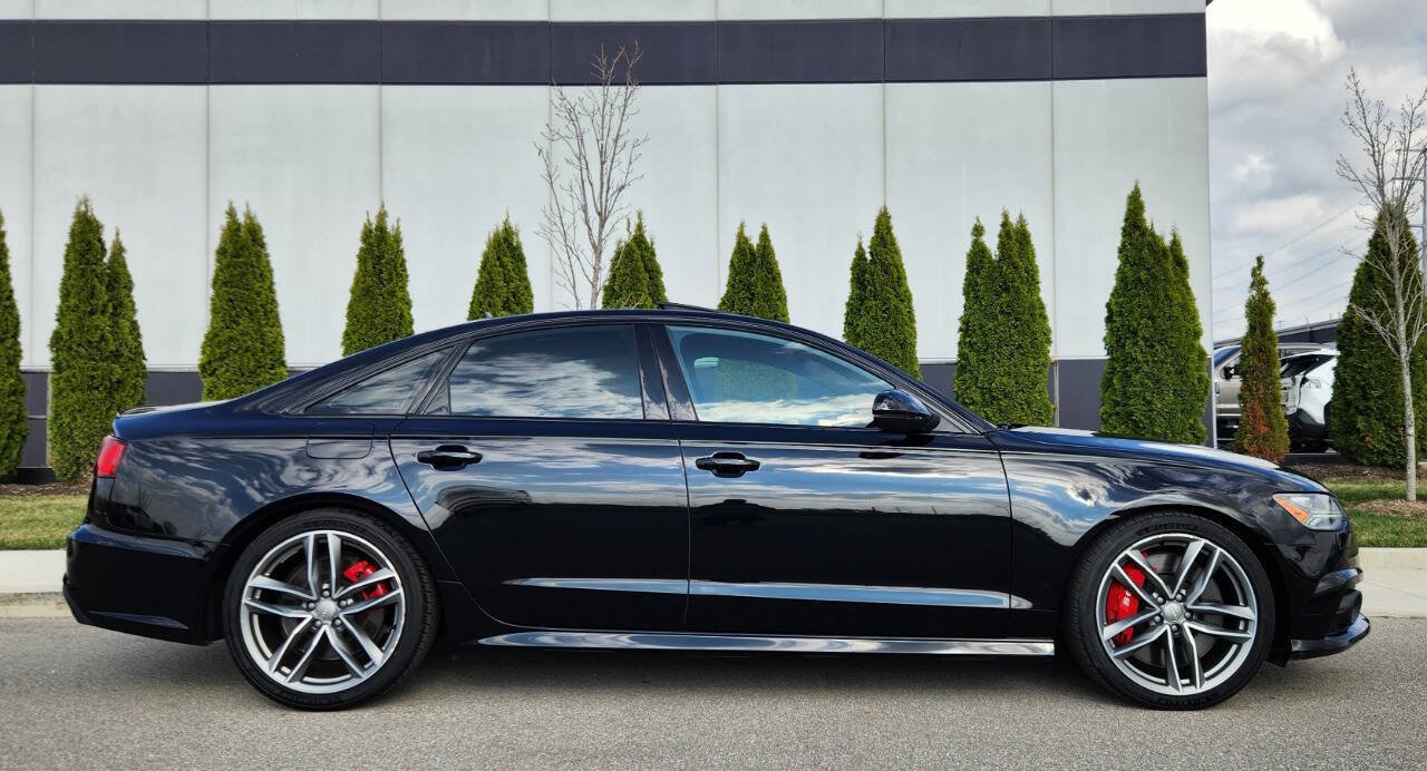 Used 2017 Audi S6 Prestige w/ S6 Sport Package image 5