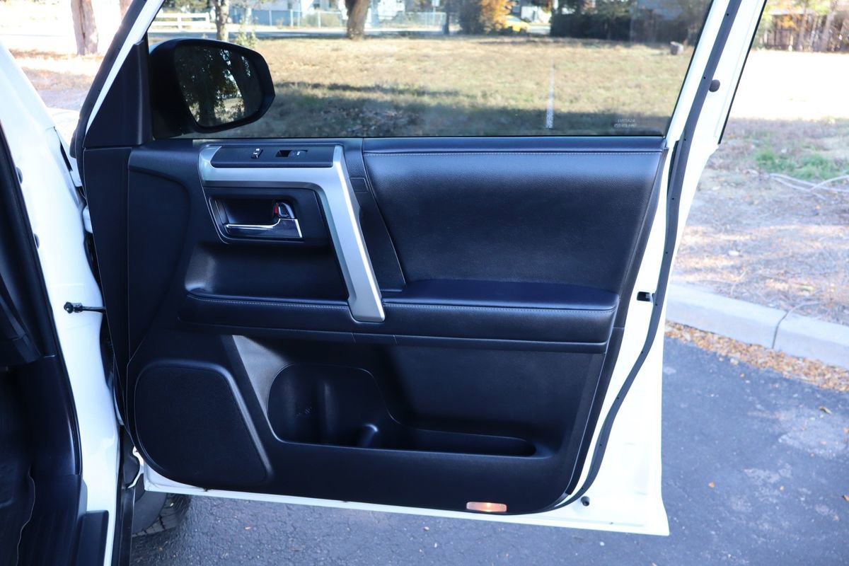 Used 2022 Toyota 4Runner SR5 Premium image 26