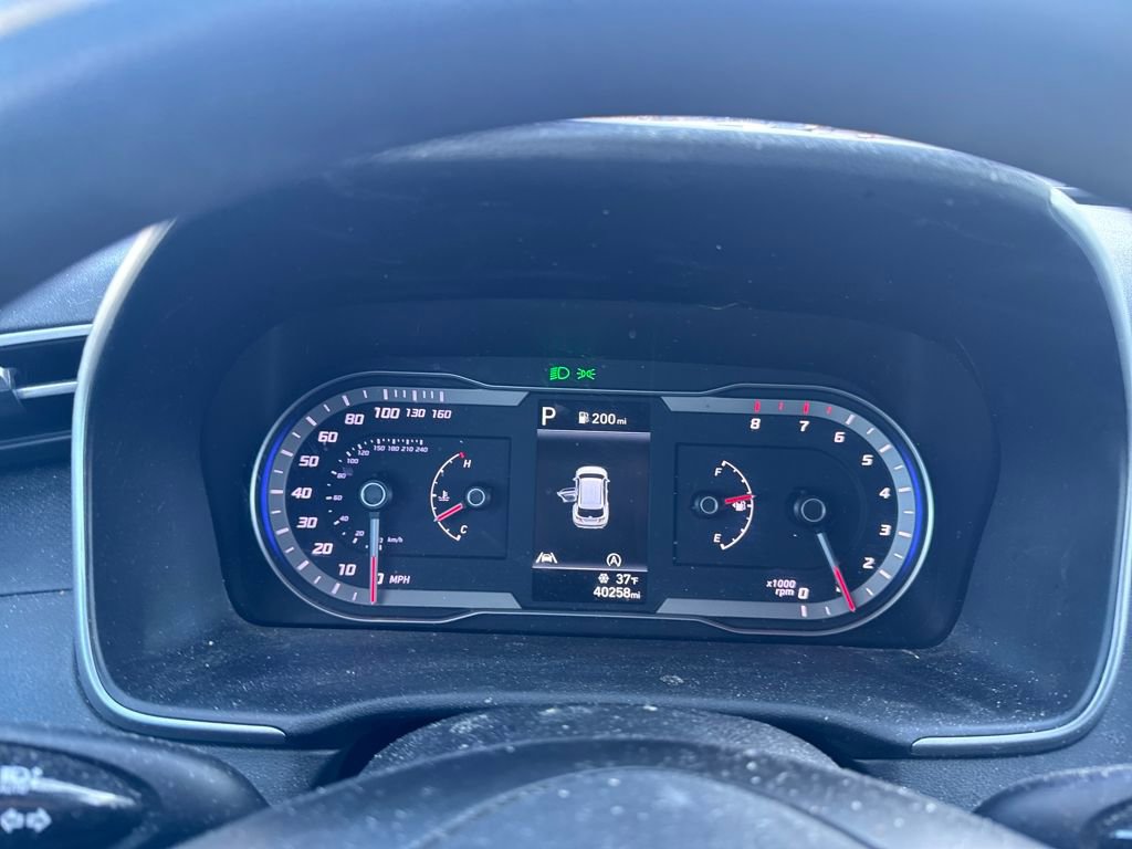 Used 2022 Hyundai Tucson SE w/ Winter Package image 12