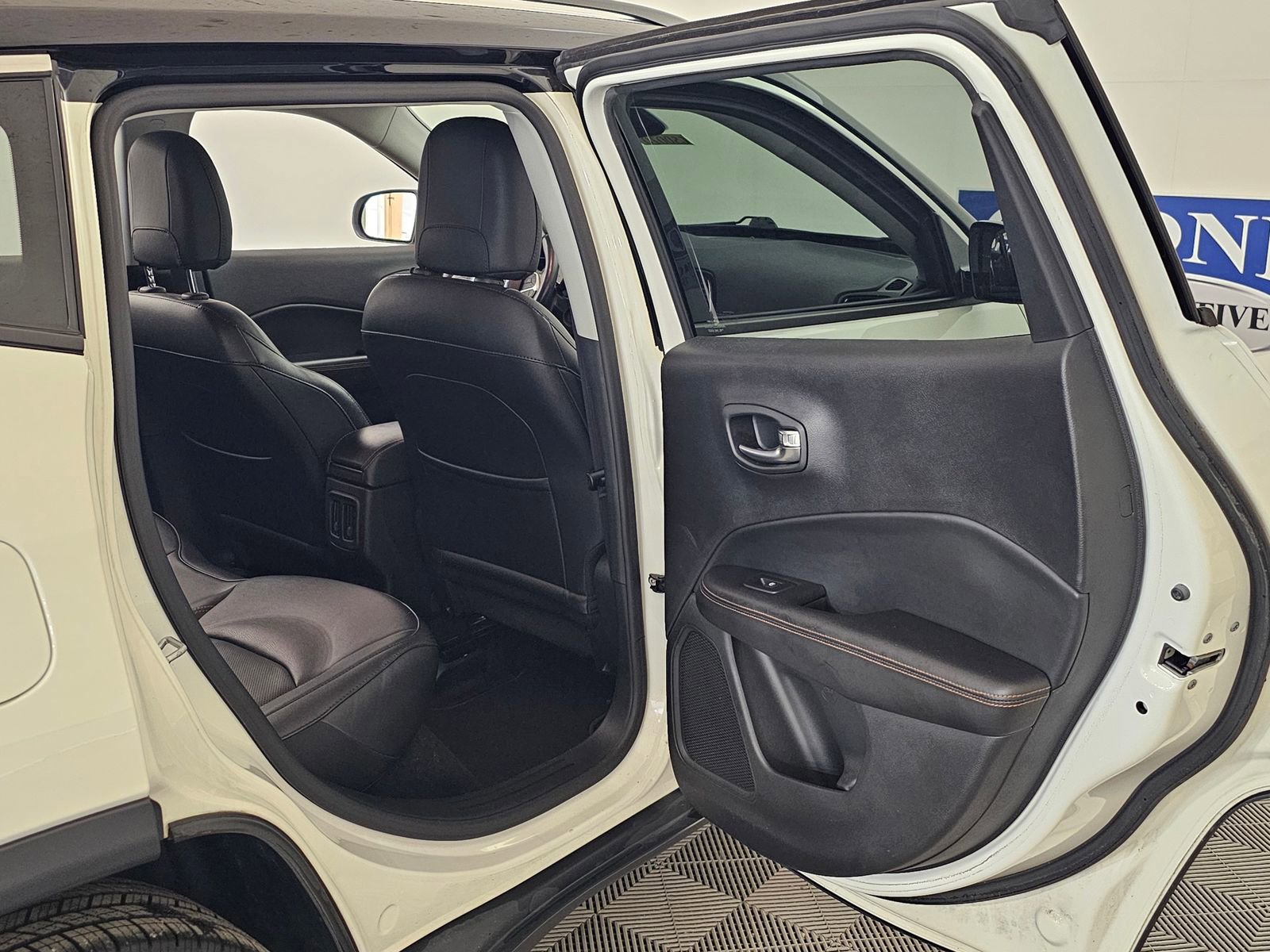 Used 2019 Jeep Compass Limited image 32