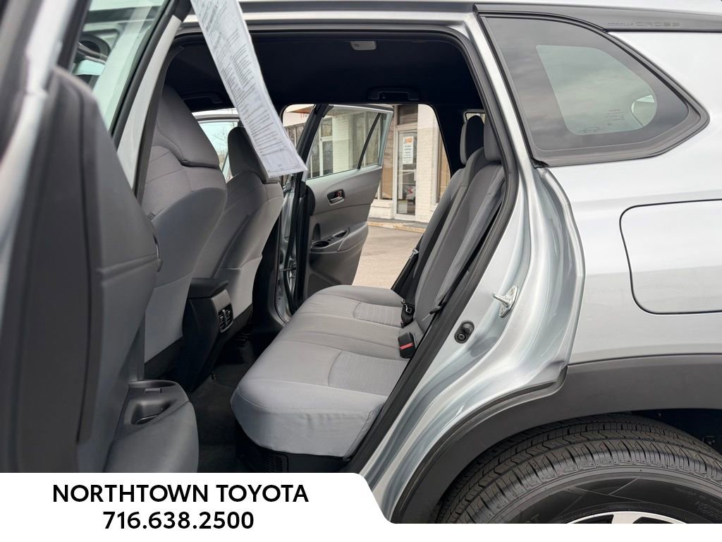 Used 2024 Toyota Corolla Cross S AWD/4WD image 13