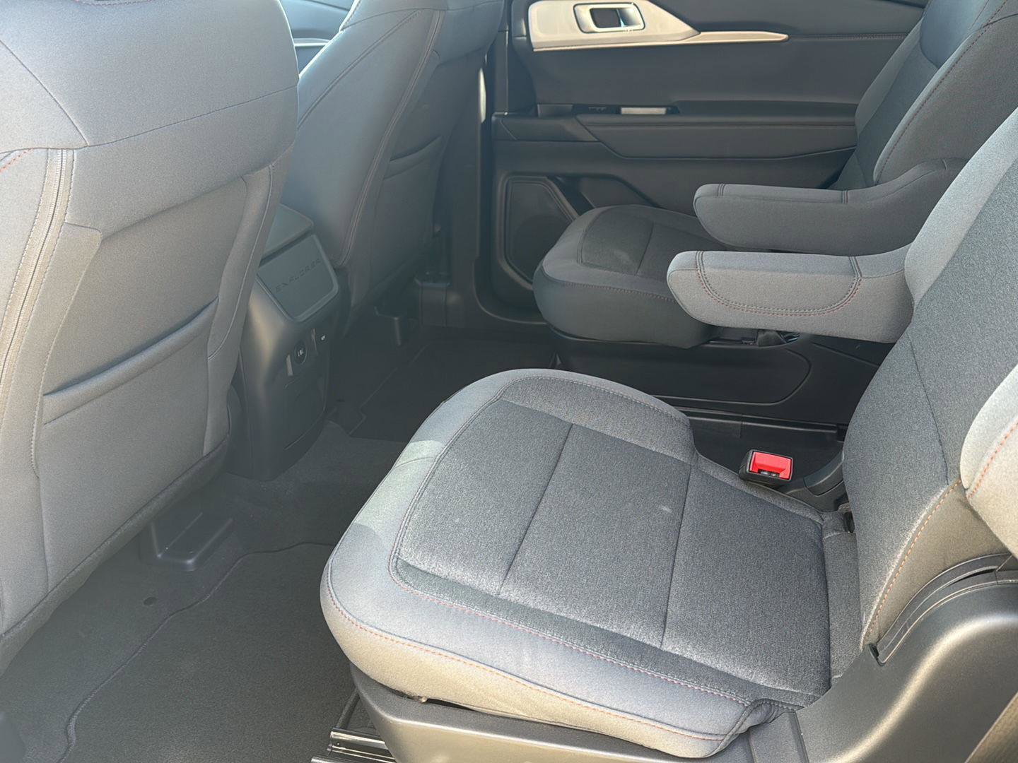 New 2026 Ford Explorer Active image 11