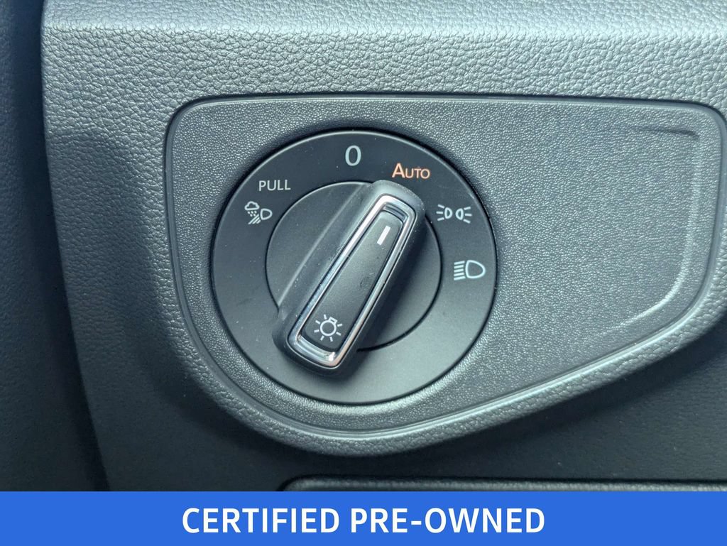Certified 2023 Volkswagen Atlas Cross Sport SE AWD/4WD image 27